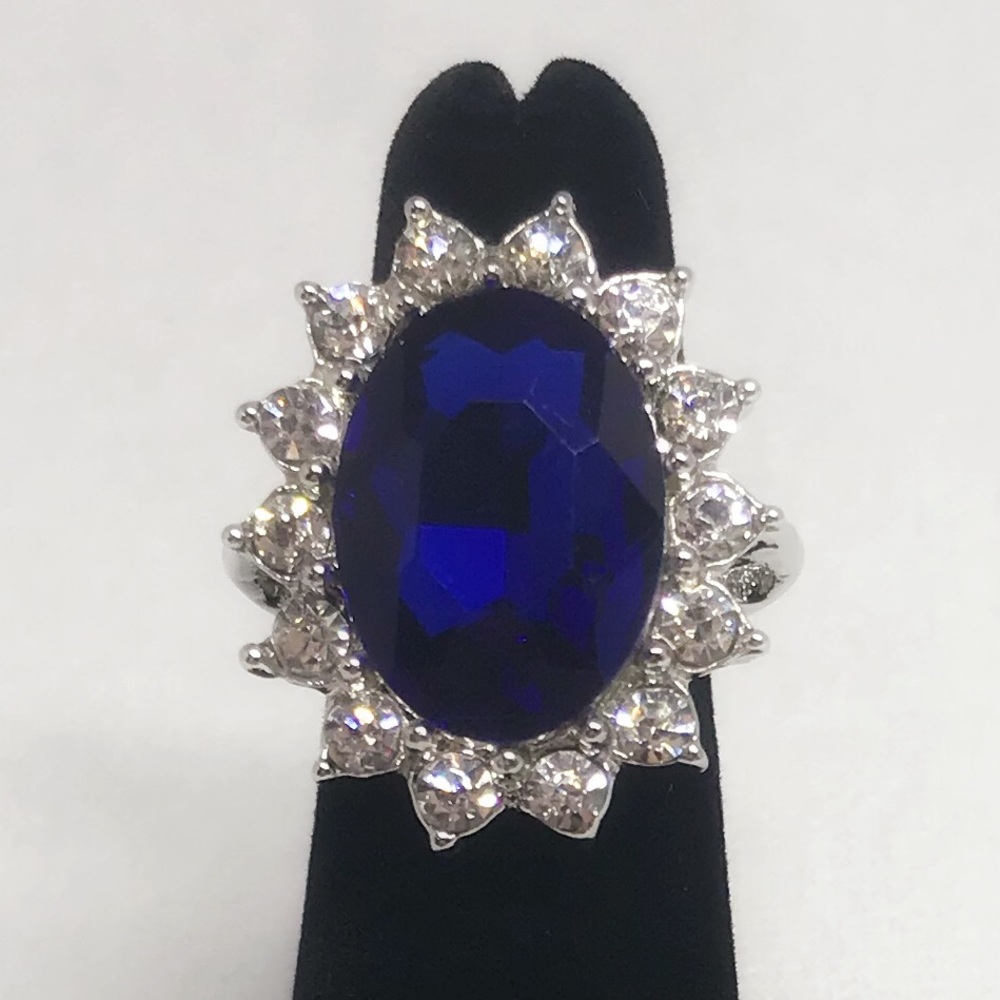 Silver 6 Carat Royal Blue Sapphire Halo Ring Princess sz4.5